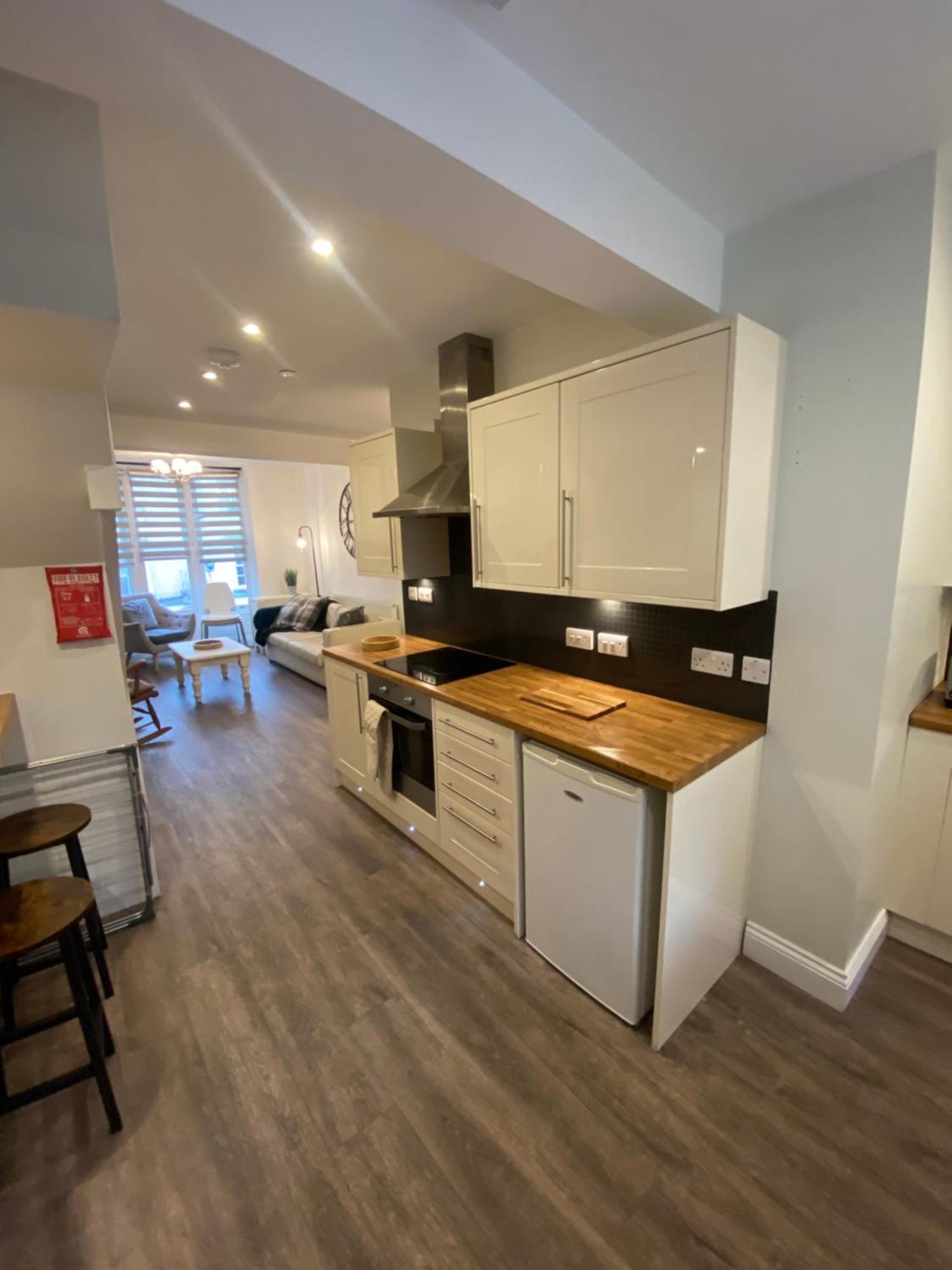 2-bed With Free Wifi, 2-minute Walk To & Pier * Brighton