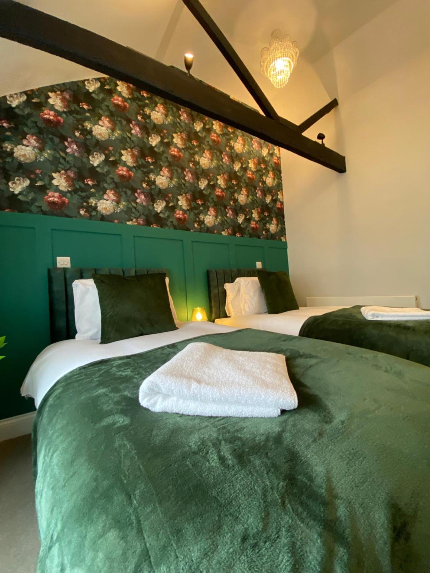 Apartment 2-bed With Free Wifi, 2-minute Walk To & Pier