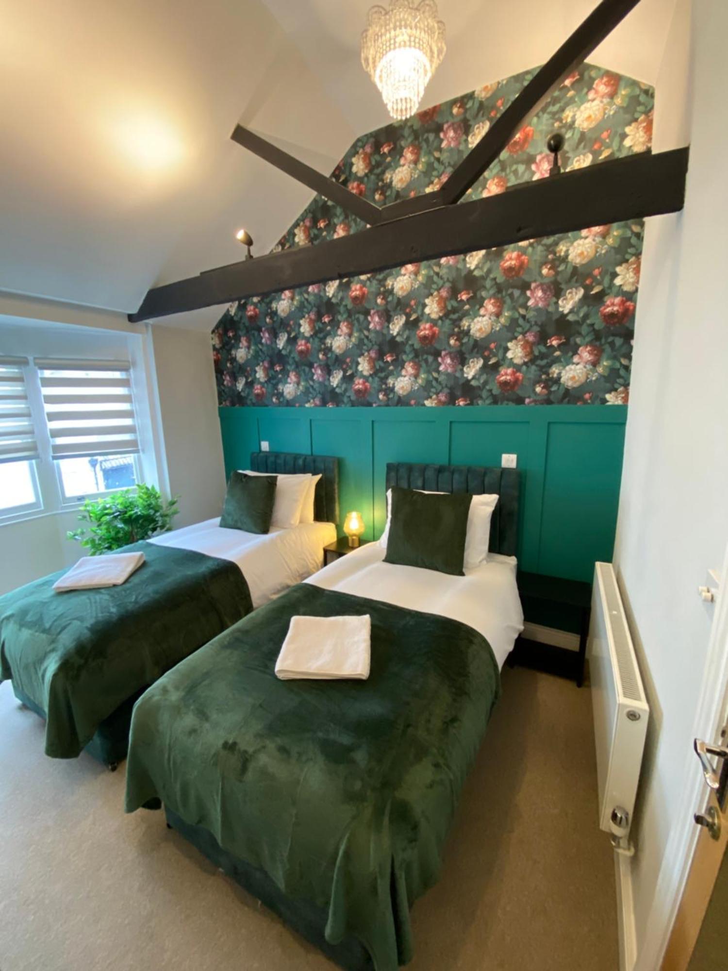 Apartment 2-bed With Free Wifi, 2-minute Walk To & Pier